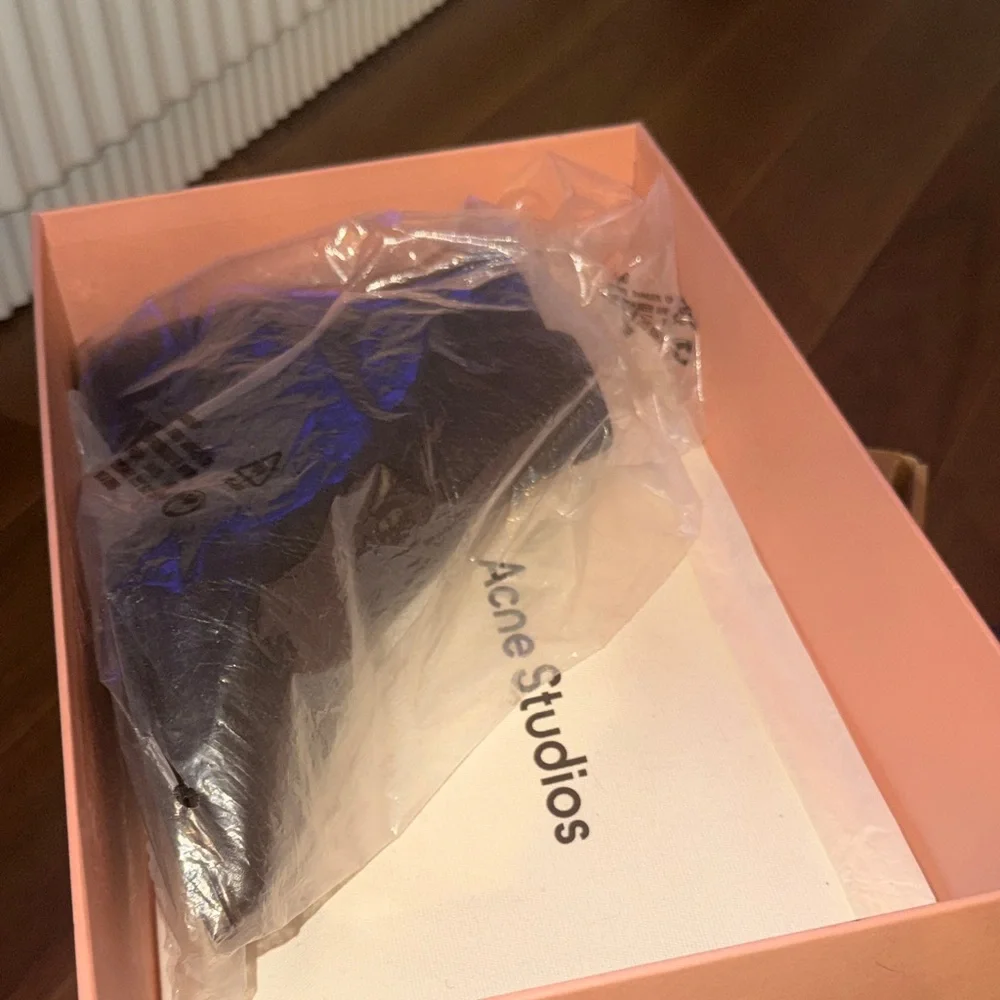 Authentic Acne Studios Black Leather Ankle Boots - Picture 6 of 7